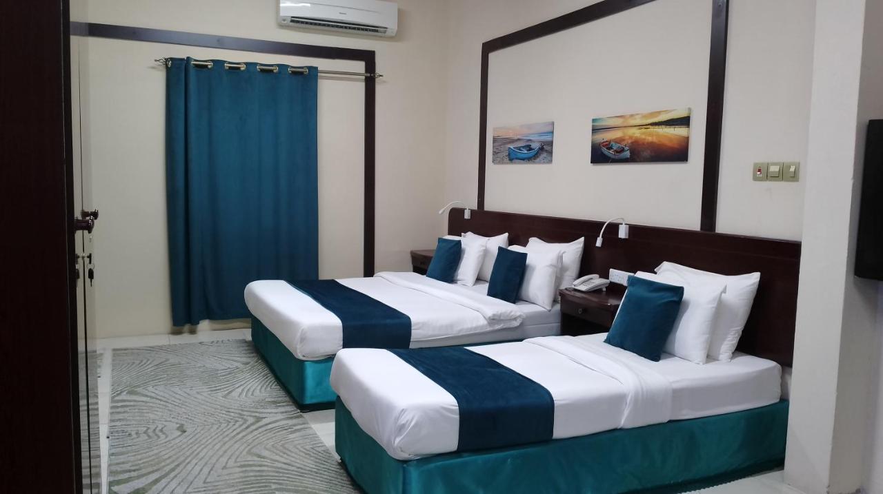 Hotel Sadaf *