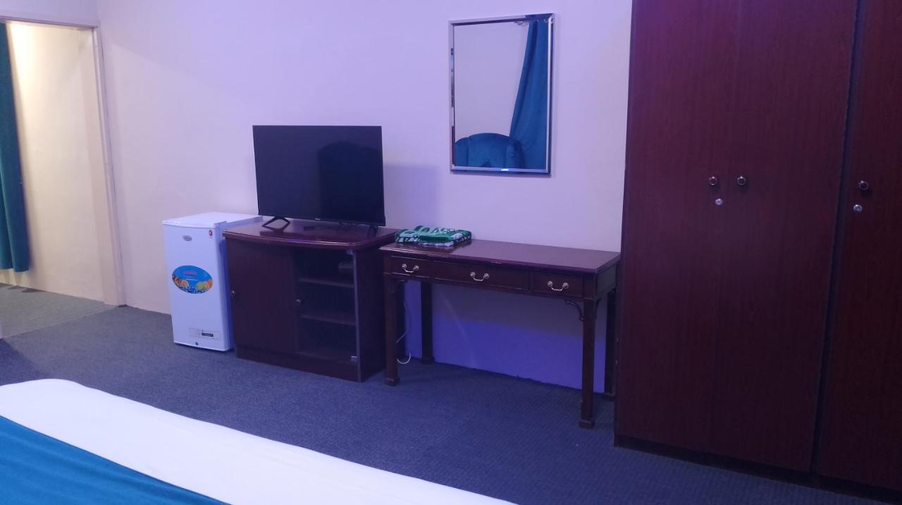 Sadaf * Sohar